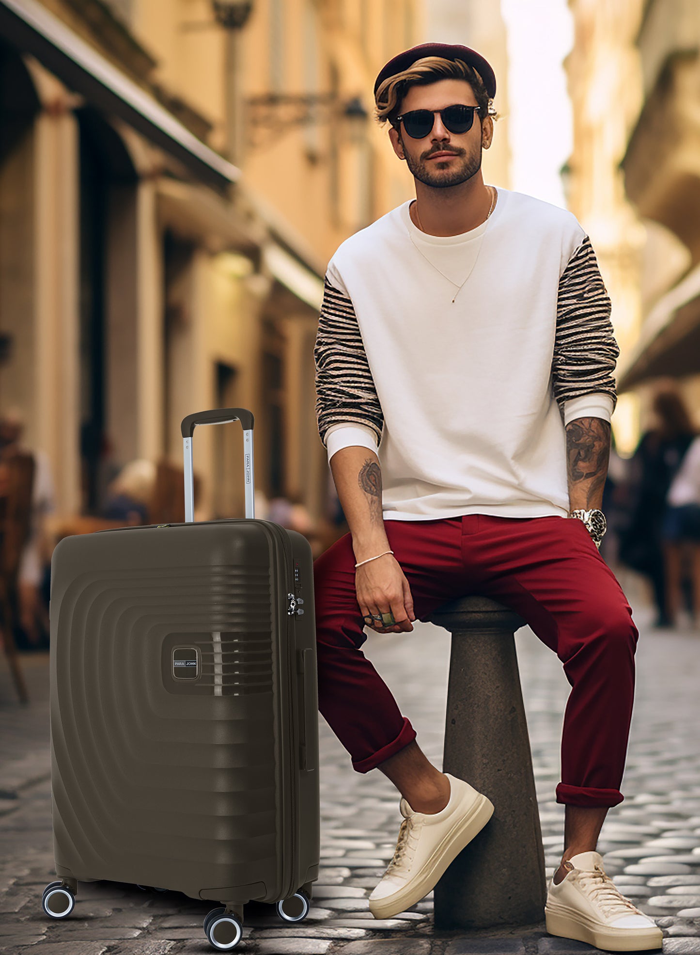 مجموعة حقائب سفر جرافيتي ذات العجلات الصلبة المصنوعة من مادة البولي بروبيلين المكونة من 3 قطع