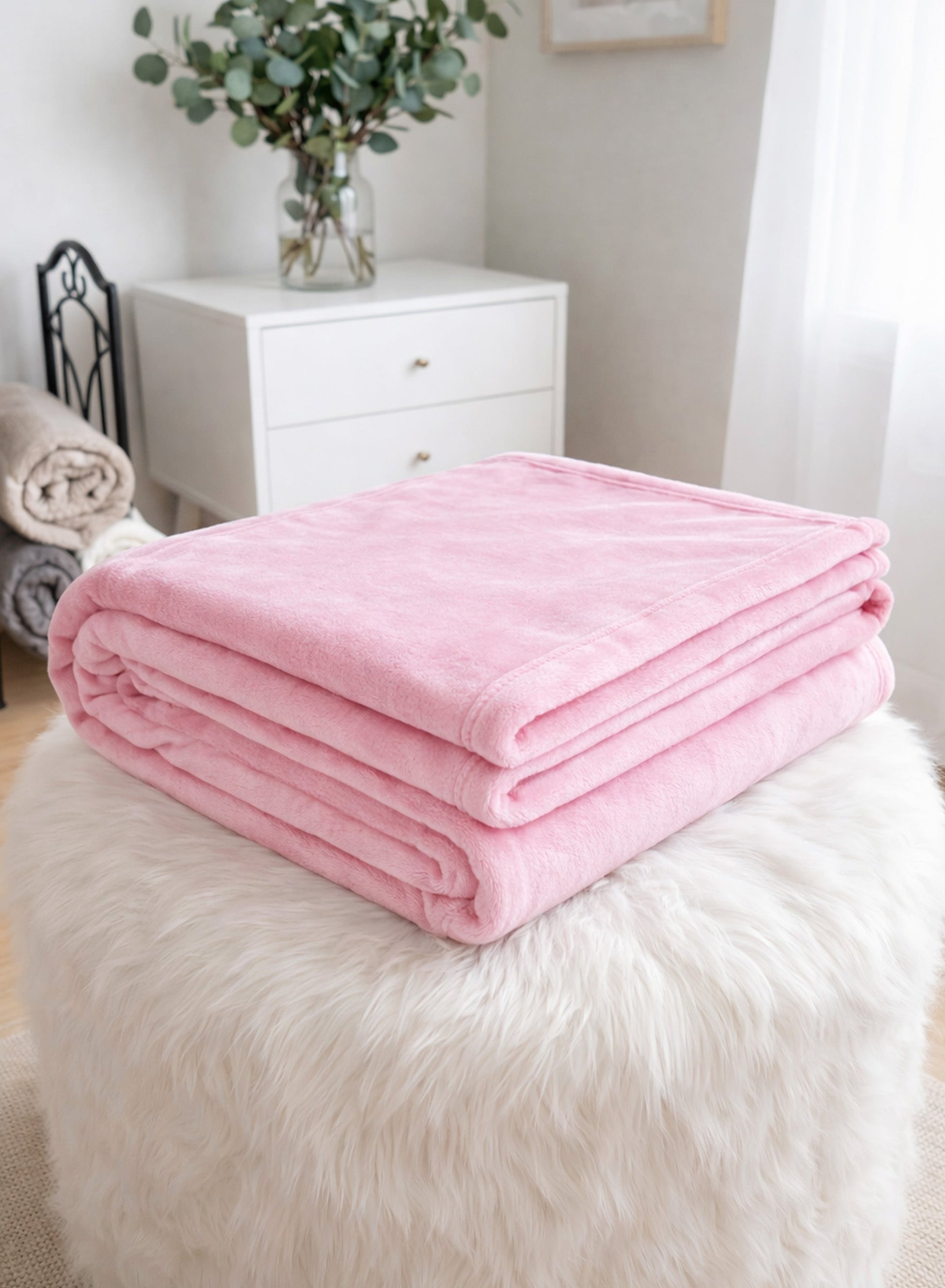 Parry Life Double Solid Flannel Fleece Blanket – Ultra Soft Polyester, Machine Washable, Double Bed Size  PARAJOHN UAE