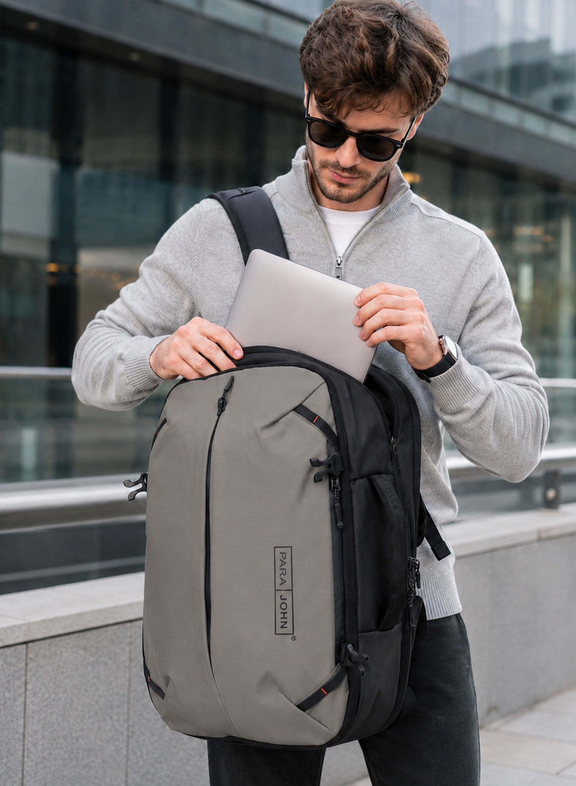 Para John TravioN 19 Inch Travel Laptop Backpack | 30L Water-Resistant PU Coated Polyester Backpack with Trolley Sleeve, Hidden Back Pocket & Padded Laptop Compartment | Business, Office & Travel Backpack  PARAJOHN UAE