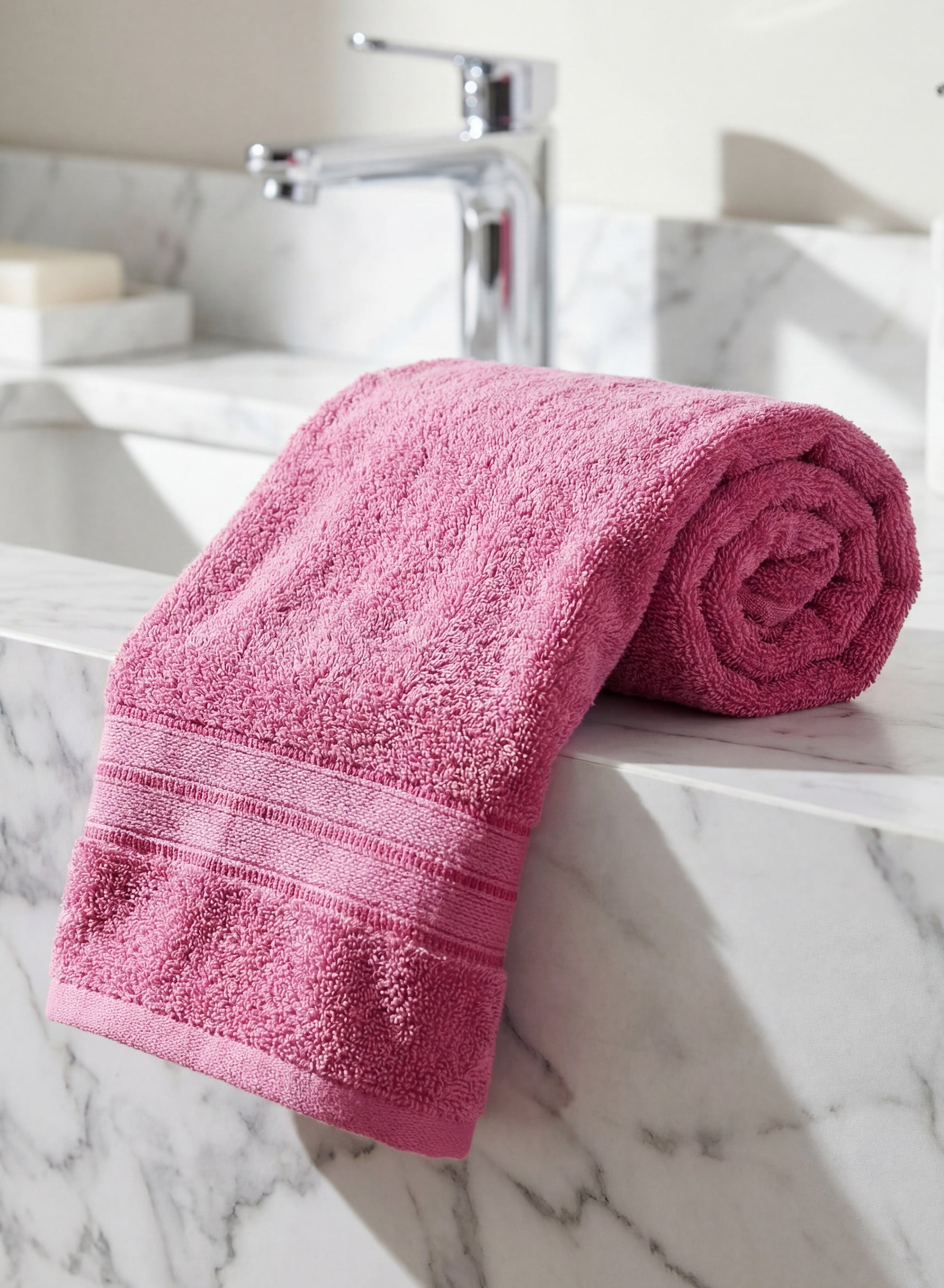 Parrylife Solo Bath Towel70x140 CM Soft Touch & Eco-Friendly Cotton Blend Towel with Solid Color Fastness  PARAJOHN UAE