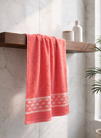Parrylife Solo Bath Towel  Highly Absorbent & Fade Resistant Cotton Blend 70x140 CM Home & Travel Towel  PARAJOHN UAE