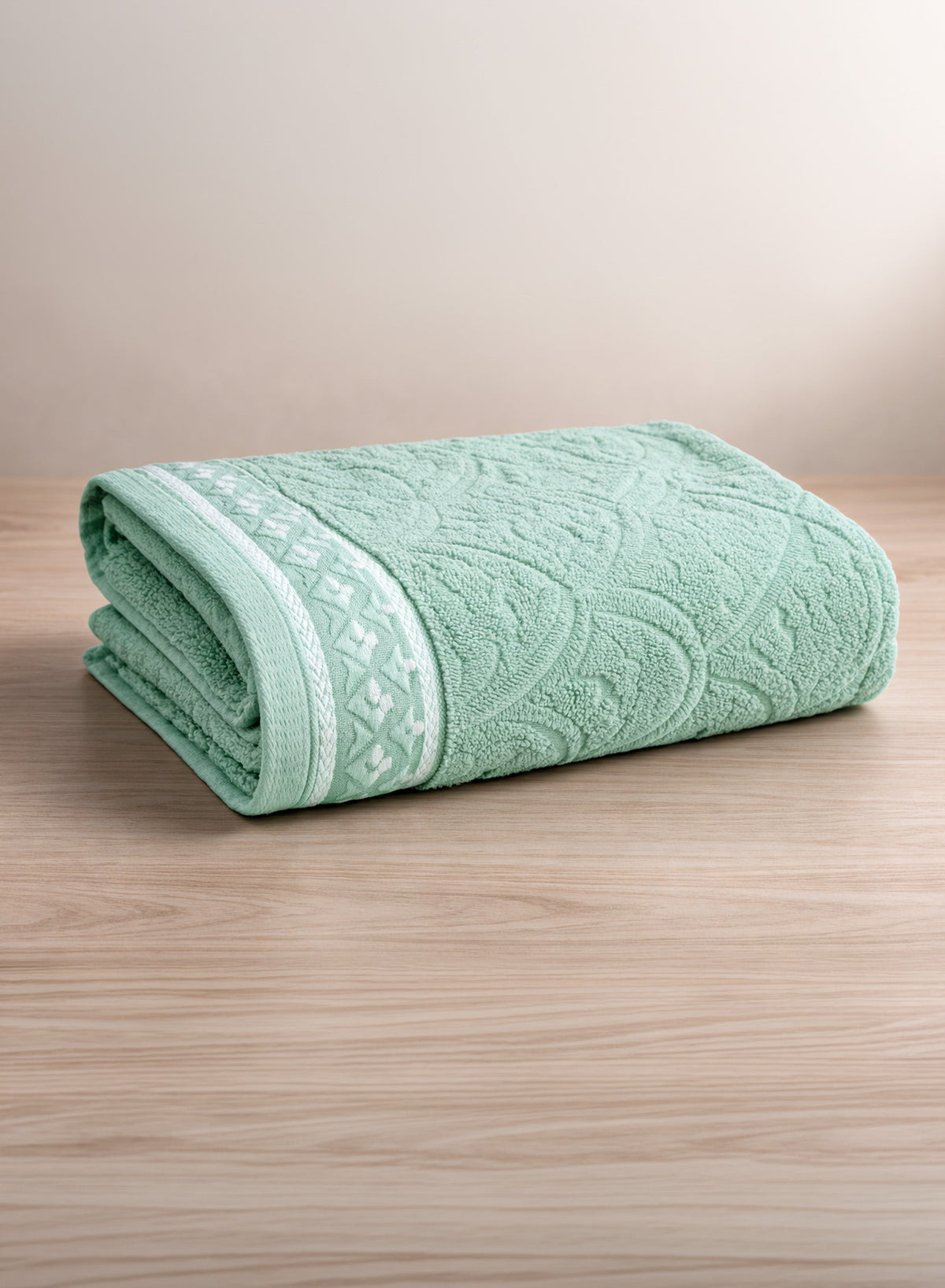 Parrylife Solo Bath Towel  Highly Absorbent & Fade Resistant Cotton Blend 70x140 CM Home & Travel Towel  PARAJOHN UAE