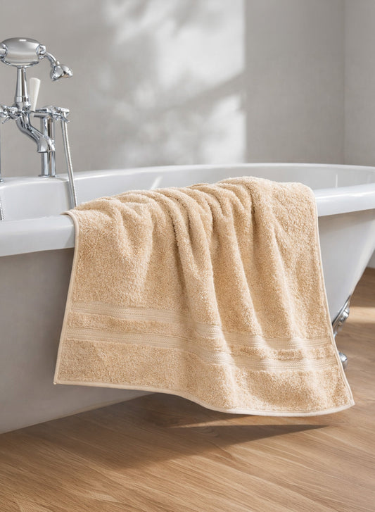 Parry Life 100% Cotton Bath Towel – 600 GSM Ultra-Absorbent, Soft & Fade-Resistant 90x180 cm Towel  PARAJOHN UAE