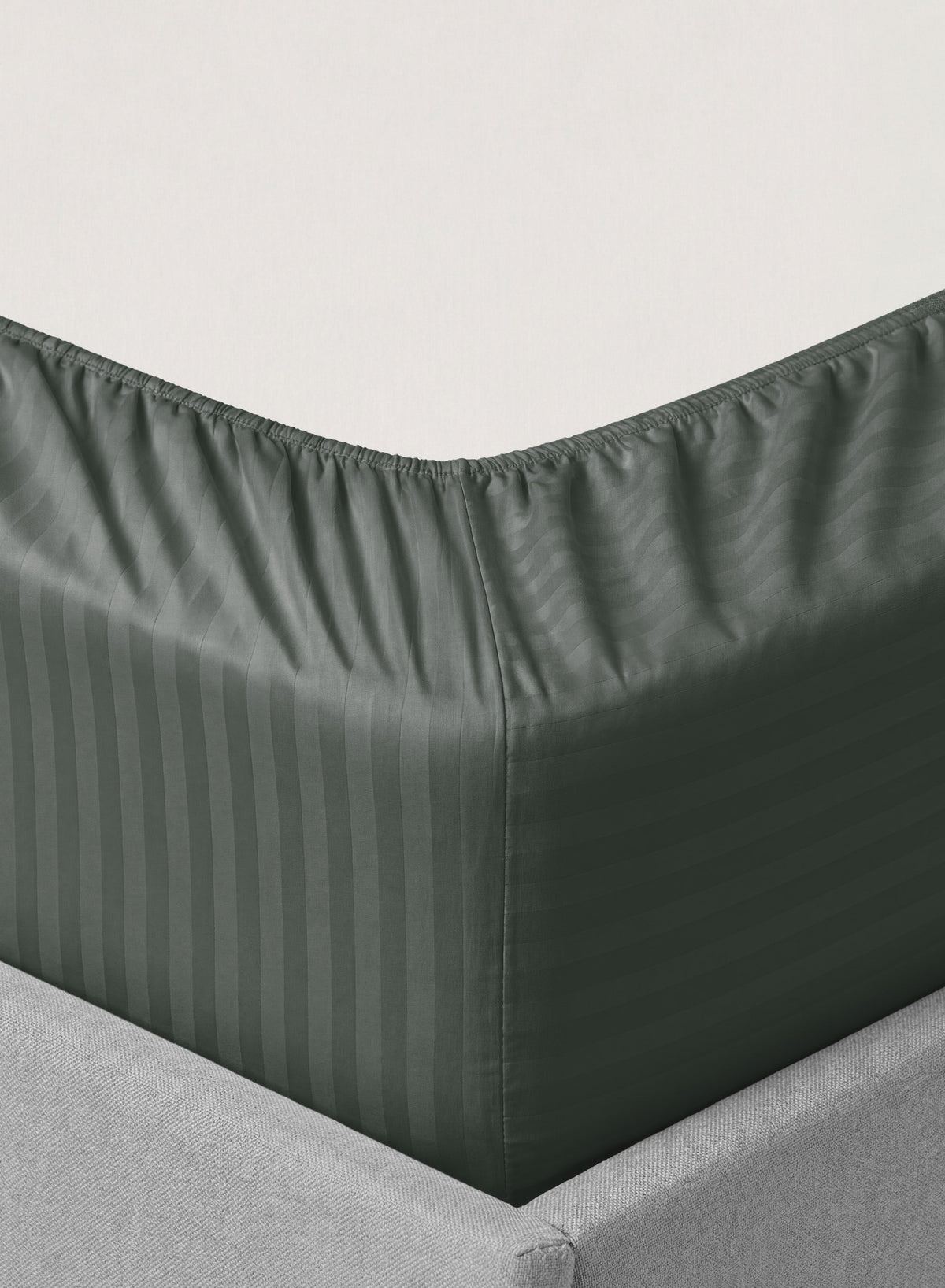 Parajohn Parry Life King Fitted Sheet Set — Soft & Snug Fit | 3 PCS, 200×200+30 cm  PARAJOHN UAE